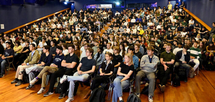 Fontys en TU/e halen schotten weg om technisch talent te behouden